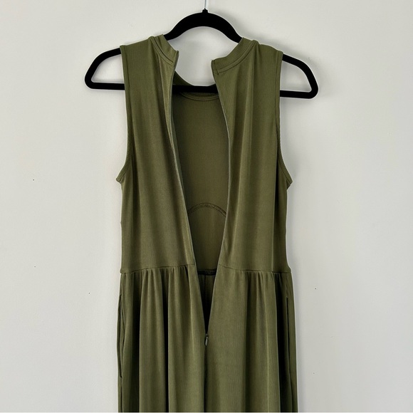 NWOT Cider Ribbed Solid Sleeveless Wide Leg Jumpsuit in Green - Picture 9 of 12